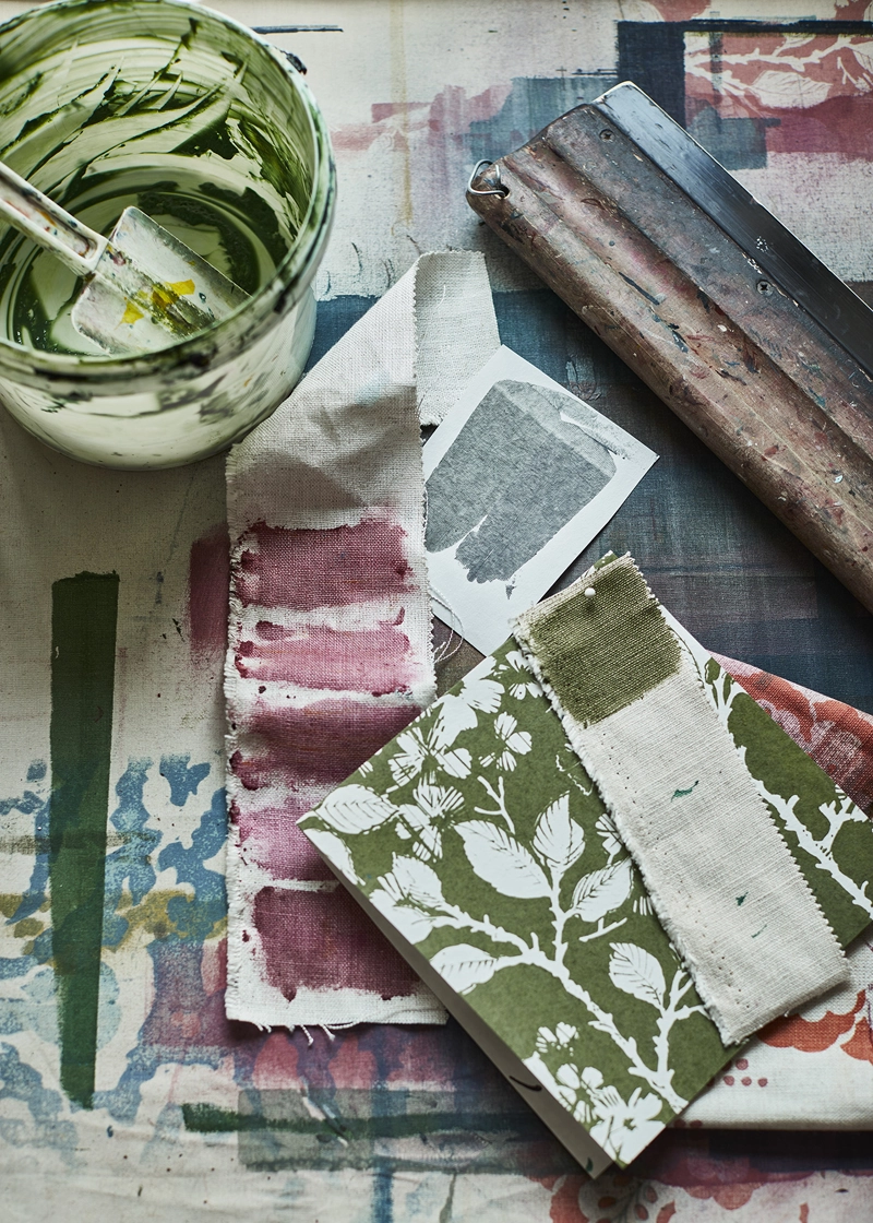 Colour matching ink tests